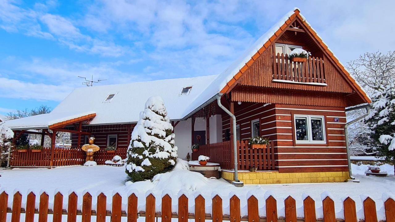 Roubenka Rozkos Villa Nove Mesto nad Metuji Exterior photo